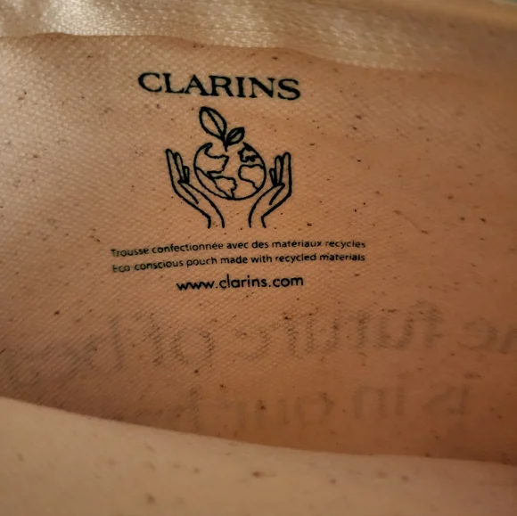 Clarins LETTER C pouch with Green Accents - Picture 5 of 7